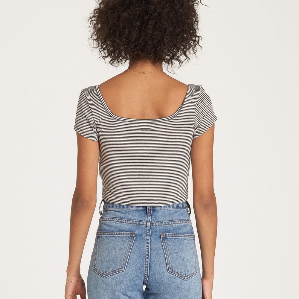 🌴🌼BILLABONG- RIGHT NOW CROP TOP🌼🌴 - Picture 5 of 8